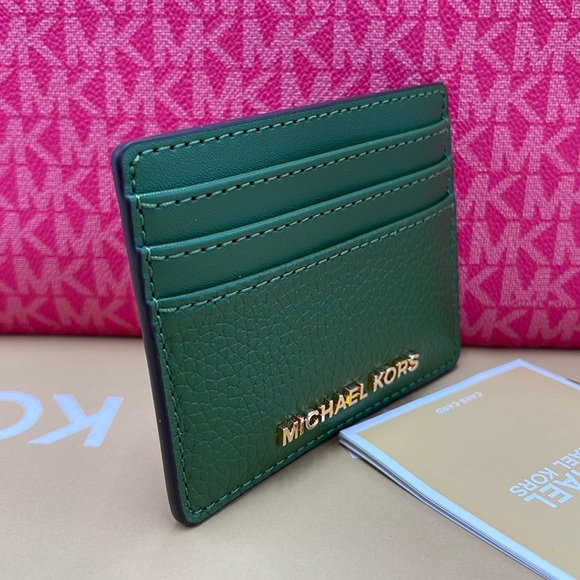 MICHAEL KORS
Large Pebbled Leather Card Holder Case
Fern Green 
NWT - Picture 3 of 16